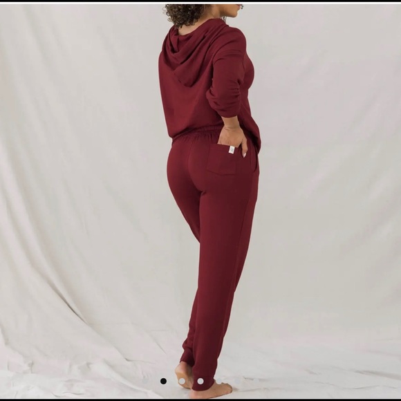 Pajama Set - Picture 3 of 8